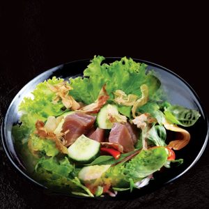 Japanese Tuna Sashimi salad